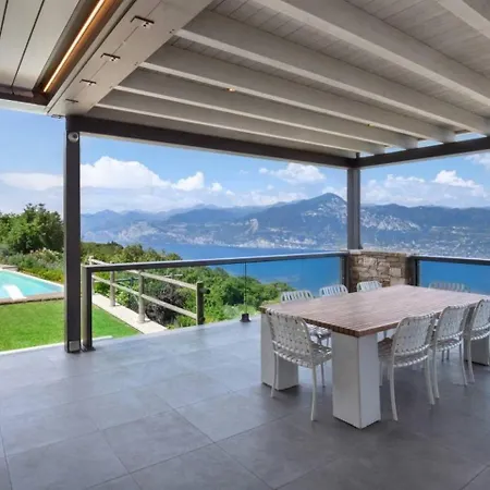 Lovely Villa 5Bdr With Pool In Le Camille * San Zeno di Montagna