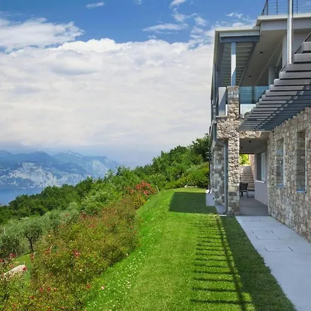 Villa Lovely Villa 5Bdr With Pool In Le Camille *