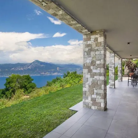 Lovely Villa 5Bdr With Pool In Le Camille * San Zeno di Montagna