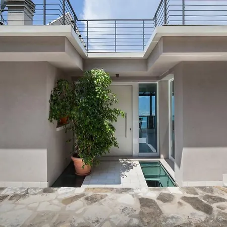 Lovely Villa 5Bdr With Pool In Le Camille *
