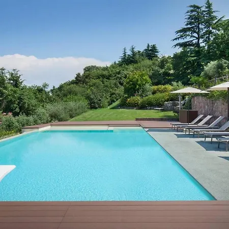 Lovely Villa 5Bdr With Pool In Le Camille * San Zeno di Montagna