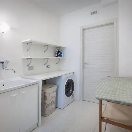 Villa Lovely Villa 5Bdr With Pool In Le Camille *