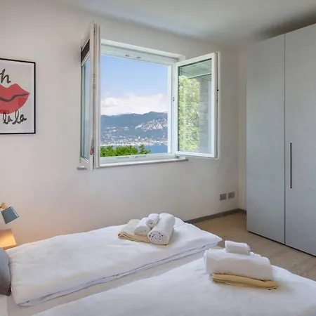 Villa Lovely Villa 5Bdr With Pool In Le Camille San Zeno di Montagna